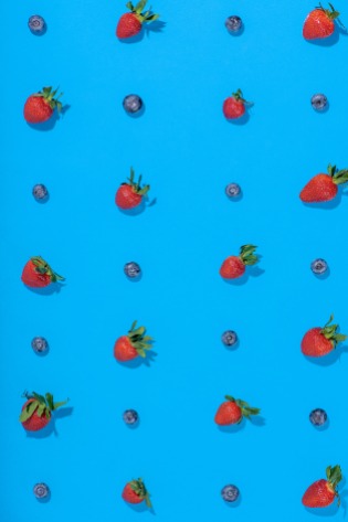 Strawberry-Blueberry-Fruit-Grid_Medium4WebPortfolio