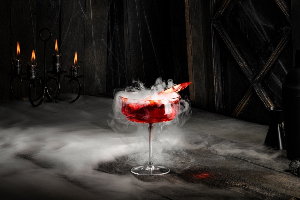 2022 Halloween Drinks_Vampire Slayer